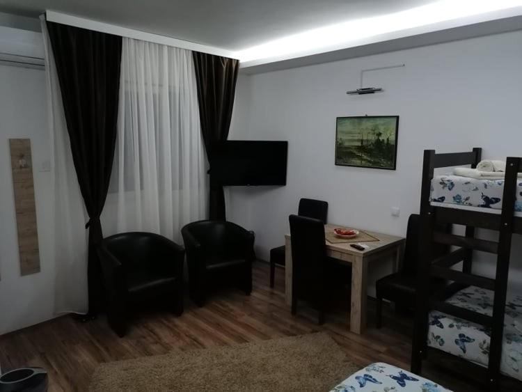 Prenociste Day Holiday Smederevo Exterior photo